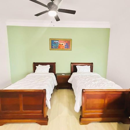 Exclusive 3 Bdr, Gym & Pool, Seaview, Luxury Tower Apartment Santo Domingo Luaran gambar